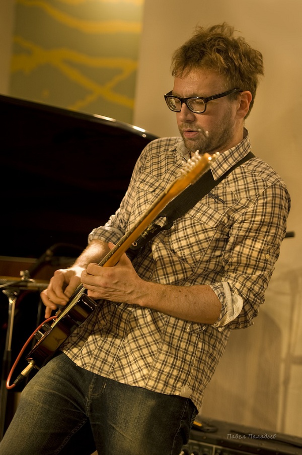 Дуэт Алексей Круглов (альт-саксофон) - Яак Соояар (гитара). Россия-Эстония